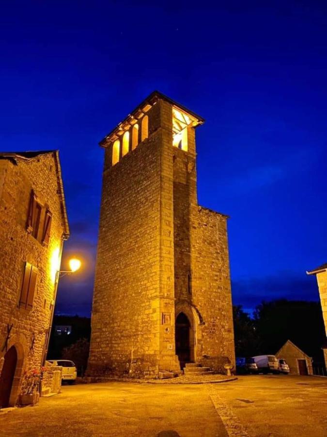 Le Gite De La Vieille Eglise De Coussergues Exteriör bild