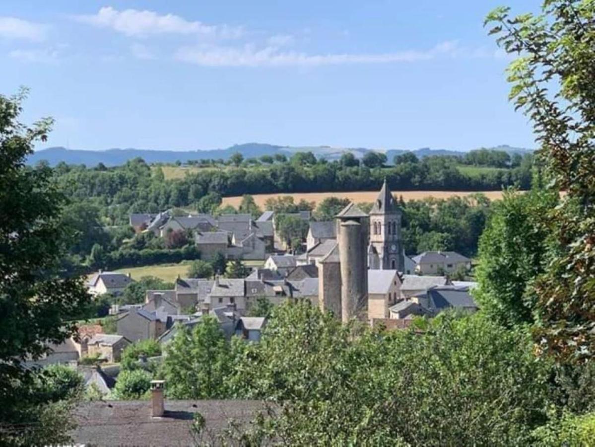 Le Gite De La Vieille Eglise De Coussergues Exteriör bild