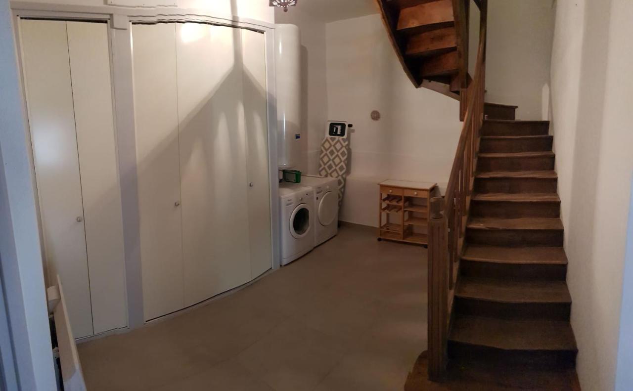 Le Gite De La Vieille Eglise De Coussergues Exteriör bild